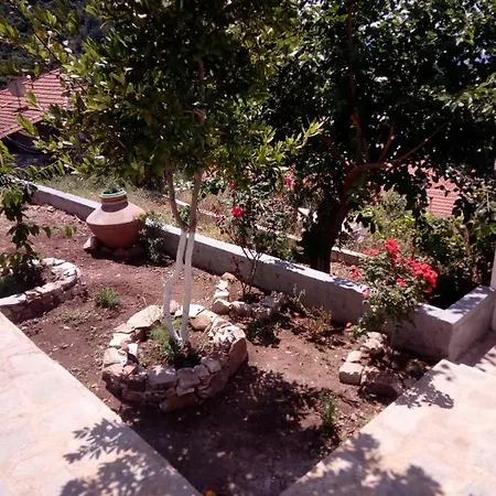 Dimitra's Garden בית כפרי Kallirákhi