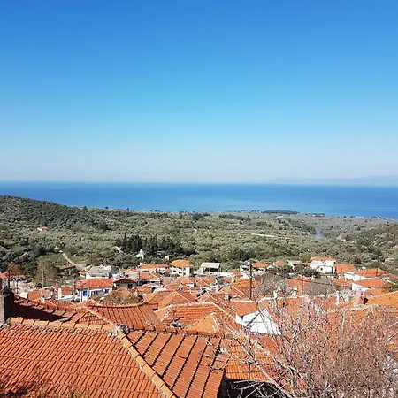 Dimitra's Garden Kallirákhi