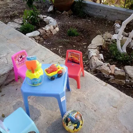 Dimitra's Garden 컨트리하우스